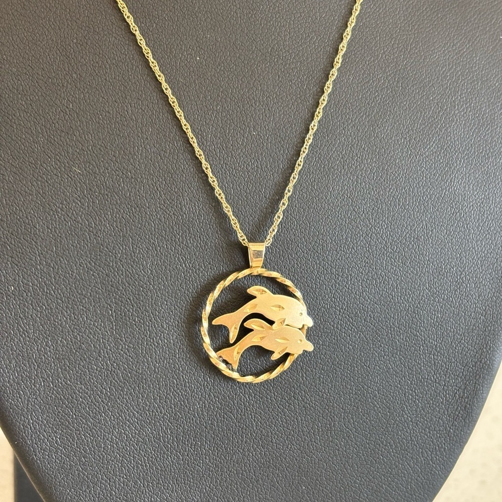 14K Yellow GF Princess Pride Creations PPC Swimming Dolphin Pendant Necklace Y2K - Picture 2 of 5